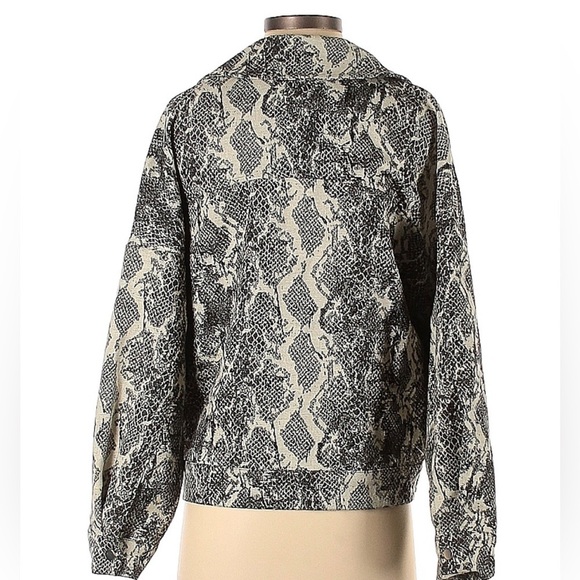 Zara Outerwear XS Faux Snakeskin Biker Jacket - Picture 4 of 4